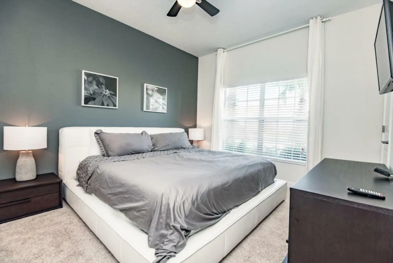 Champions Gate 1592 Apartment Four Corners